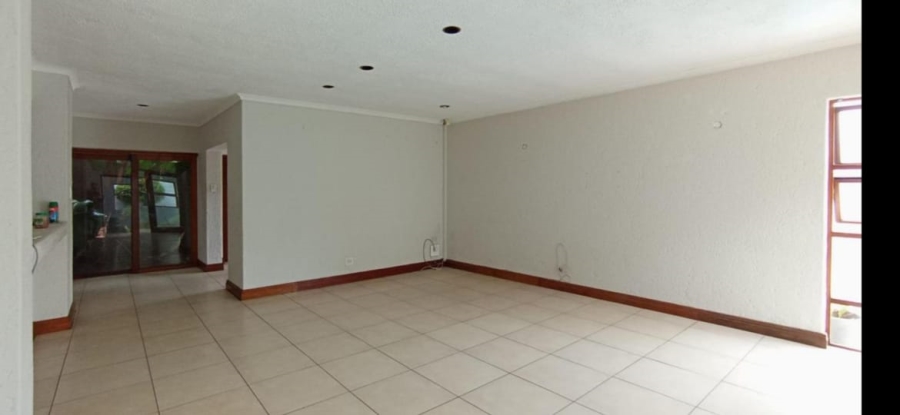 5 Bedroom Property for Sale in Dowerglen Gauteng