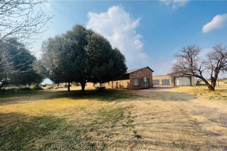 4 Bedroom Property for Sale in Rosashof Gauteng