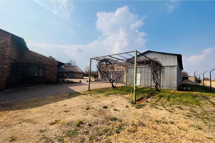 4 Bedroom Property for Sale in Rosashof Gauteng