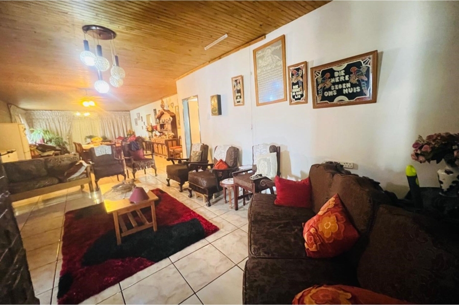 4 Bedroom Property for Sale in Rosashof Gauteng