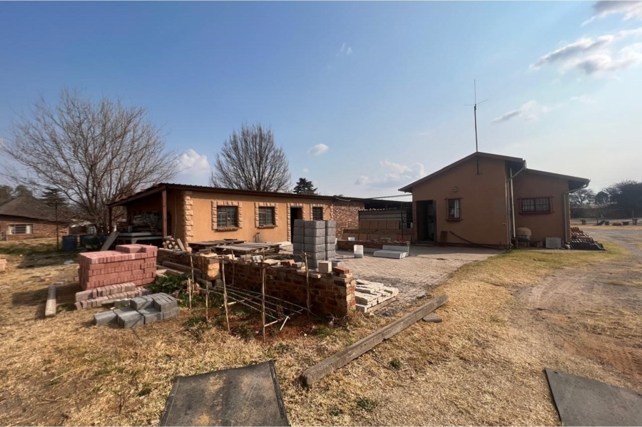 4 Bedroom Property for Sale in Rosashof Gauteng