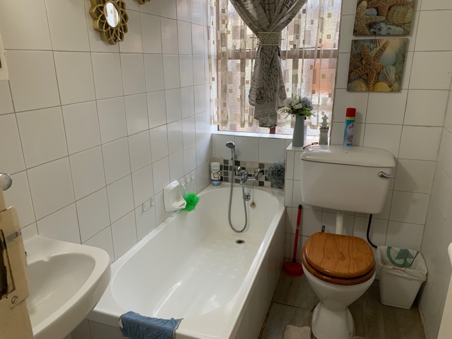 2 Bedroom Property for Sale in Capital Park Gauteng