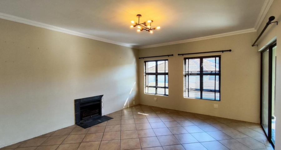 3 Bedroom Property for Sale in Glen Erasmia Gauteng