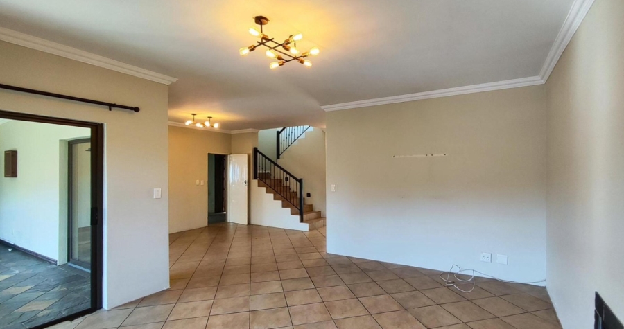 3 Bedroom Property for Sale in Glen Erasmia Gauteng