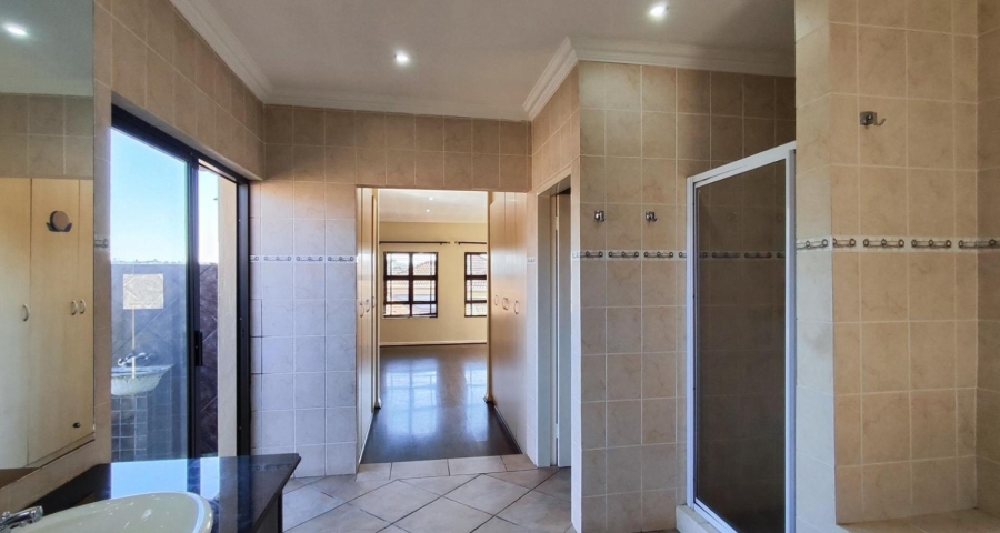 3 Bedroom Property for Sale in Glen Erasmia Gauteng