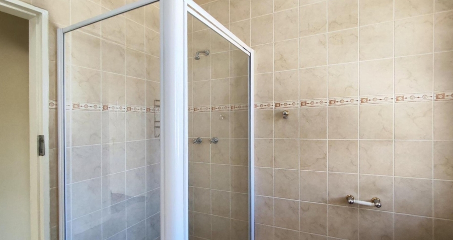3 Bedroom Property for Sale in Glen Erasmia Gauteng