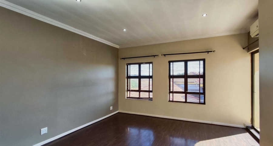 3 Bedroom Property for Sale in Glen Erasmia Gauteng