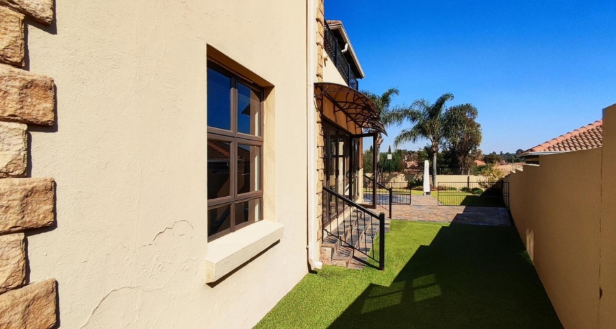 3 Bedroom Property for Sale in Glen Erasmia Gauteng