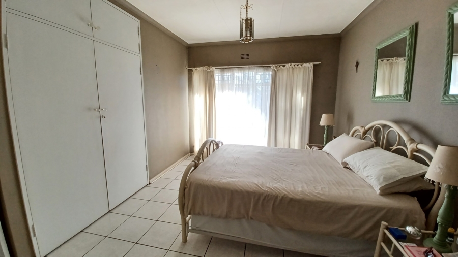3 Bedroom Property for Sale in Vanderbijlpark SE 6 Gauteng