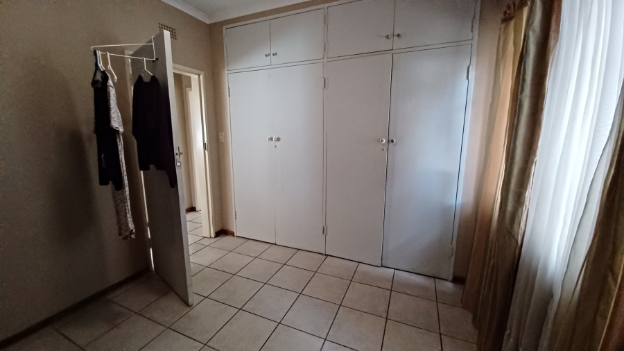 3 Bedroom Property for Sale in Vanderbijlpark SE 6 Gauteng