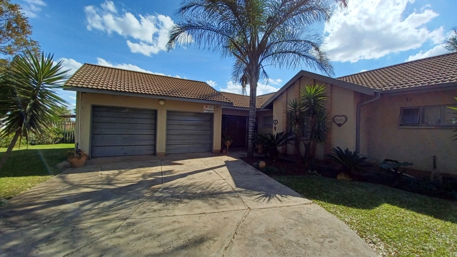 3 Bedroom Property for Sale in Vanderbijlpark SE 6 Gauteng