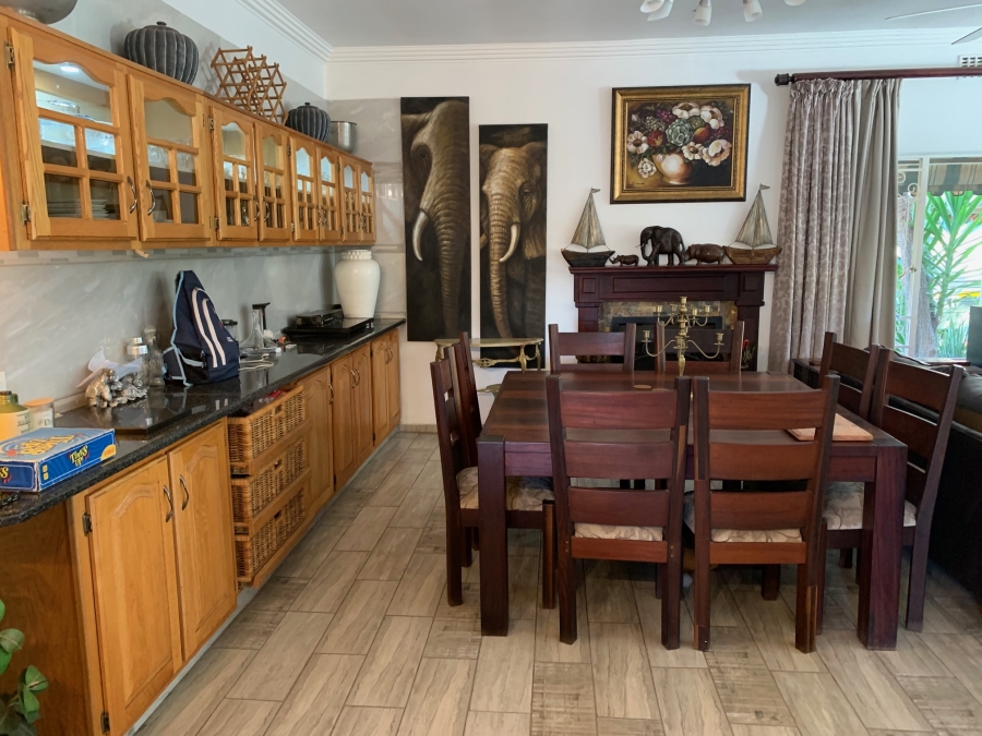 4 Bedroom Property for Sale in Waverley Gauteng