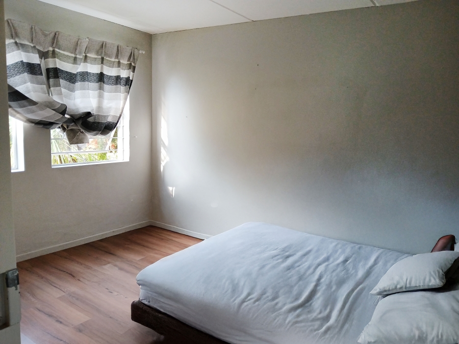 2 Bedroom Property for Sale in Constantia Kloof Gauteng