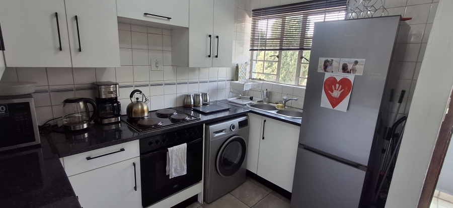 2 Bedroom Property for Sale in Northwold Gauteng