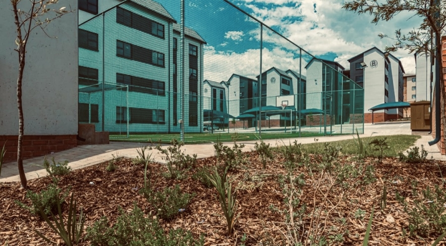To Let 2 Bedroom Property for Rent in South Hills Gauteng