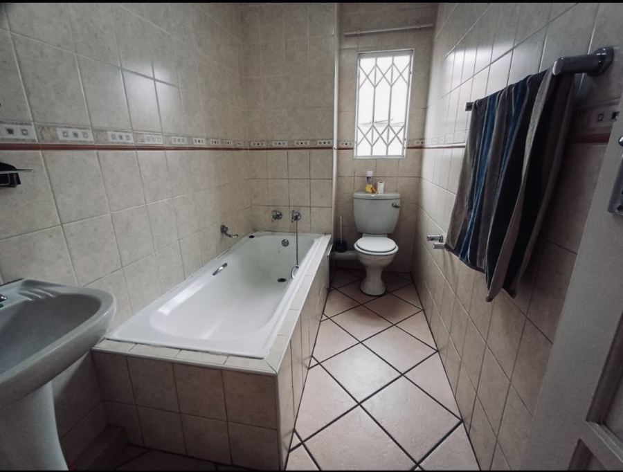 3 Bedroom Property for Sale in Risana Gauteng