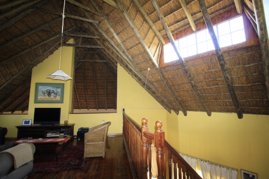 7 Bedroom Property for Sale in Glen Austin Gauteng
