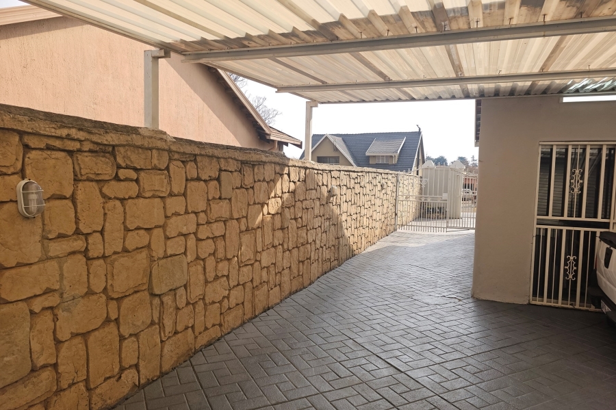 3 Bedroom Property for Sale in Riverlea Gauteng