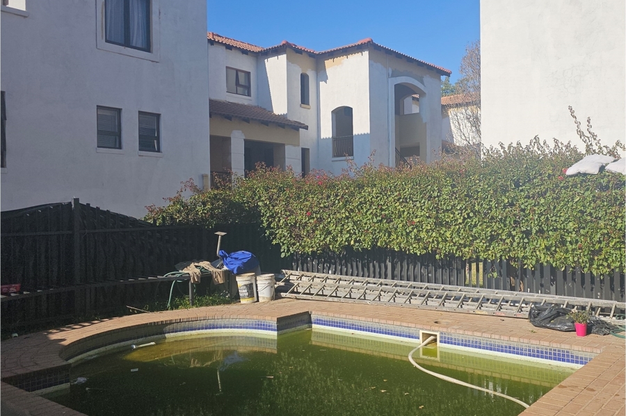 2 Bedroom Property for Sale in Erand Gardens Gauteng
