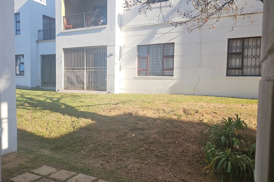 2 Bedroom Property for Sale in Erand Gardens Gauteng