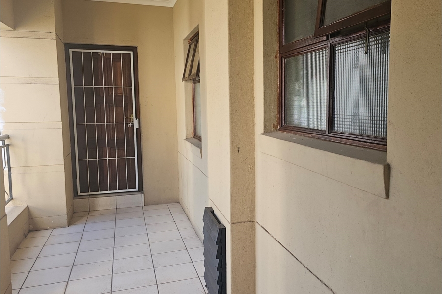 2 Bedroom Property for Sale in Erand Gardens Gauteng