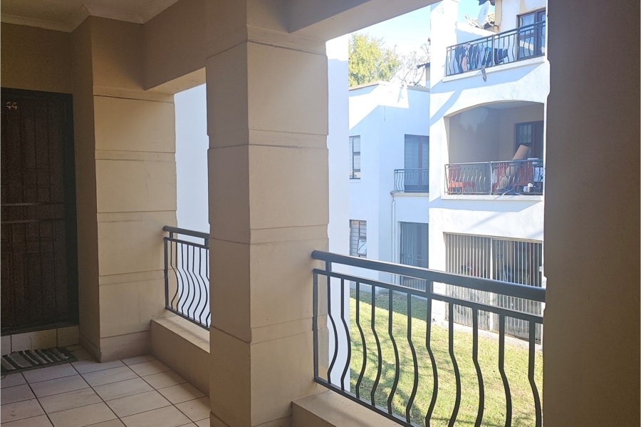 2 Bedroom Property for Sale in Erand Gardens Gauteng