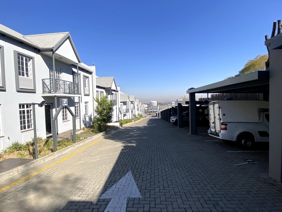 To Let commercial Property for Rent in Halfway House Gauteng