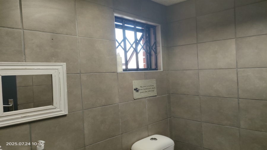 To Let commercial Property for Rent in Strijdom Park Gauteng