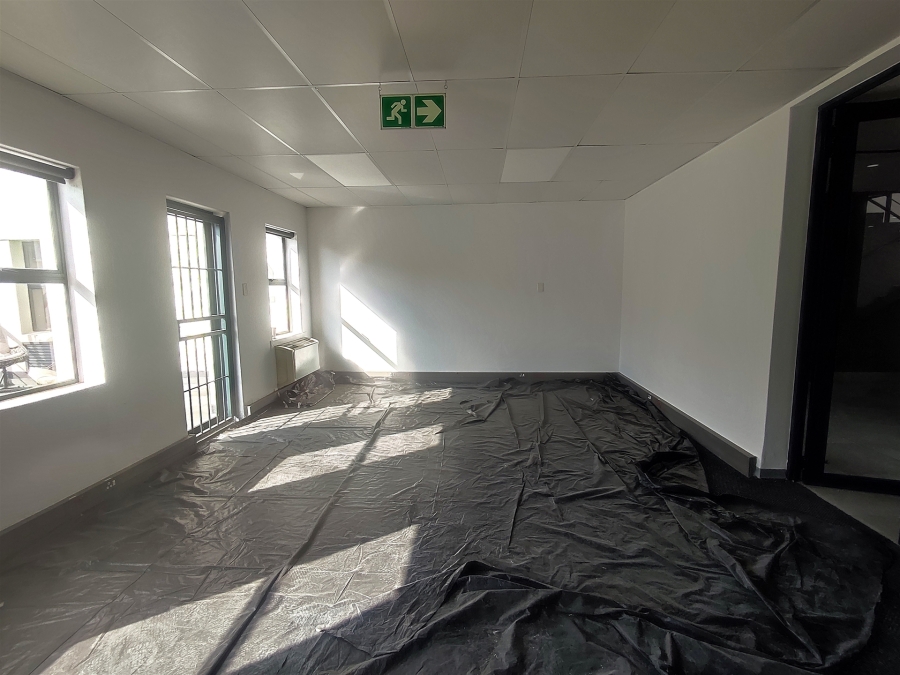 To Let commercial Property for Rent in Dunkeld West Gauteng