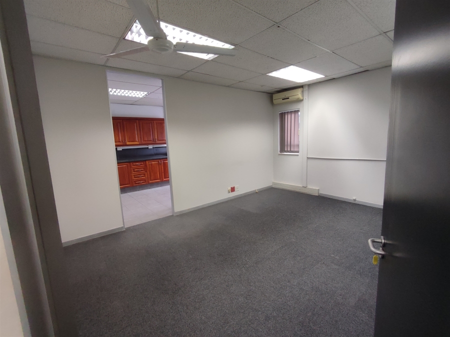 To Let commercial Property for Rent in Hyde Park Gauteng