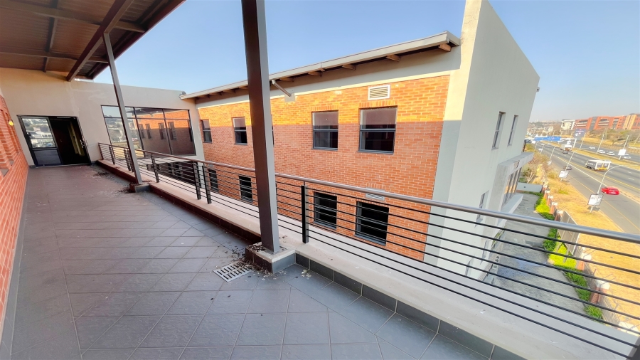 To Let commercial Property for Rent in Waverley Gauteng