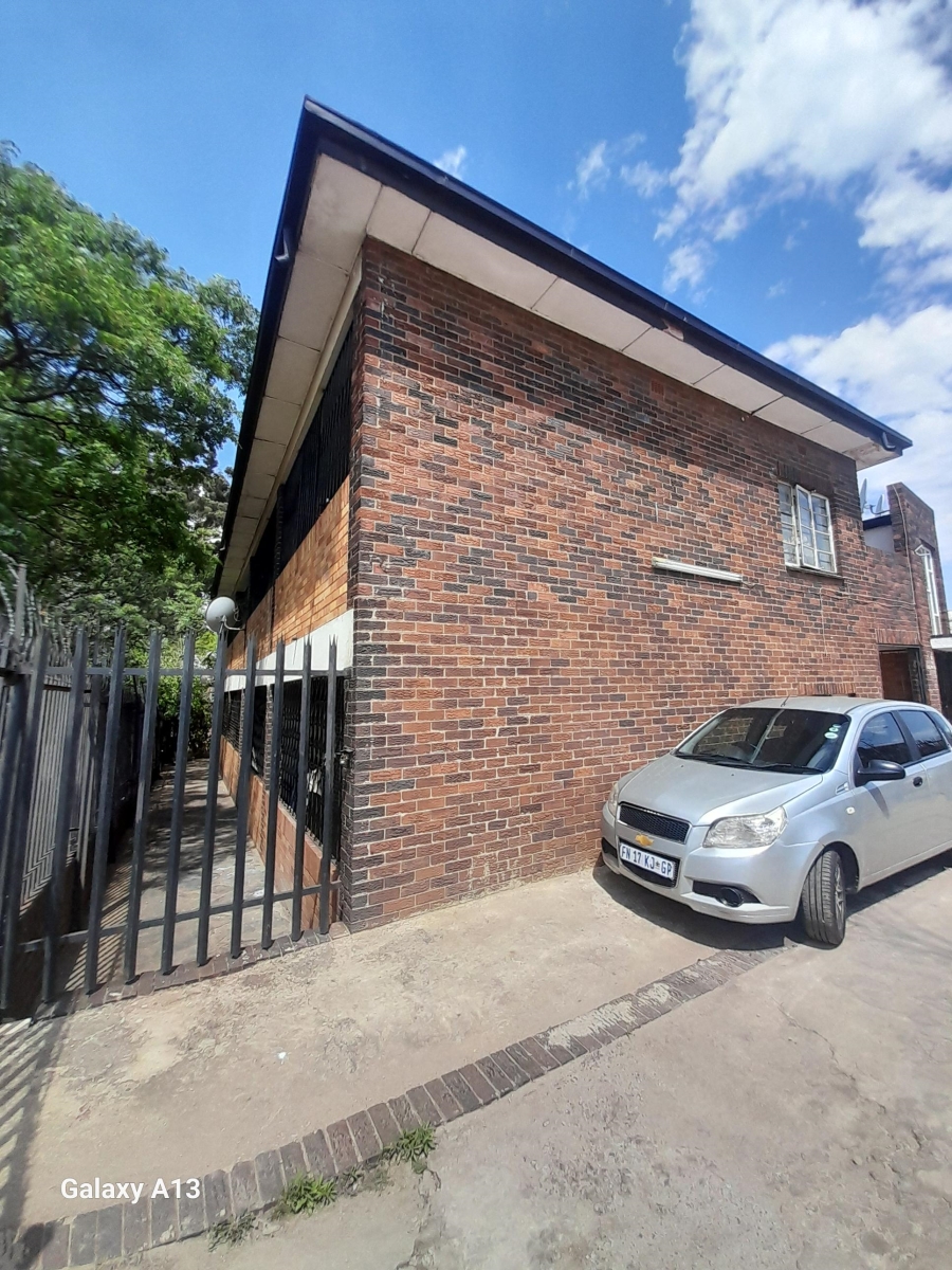To Let 0 Bedroom Property for Rent in Rosettenville Gauteng