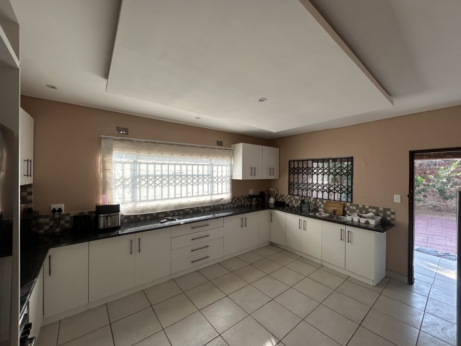 4 Bedroom Property for Sale in Soshanguve M Gauteng