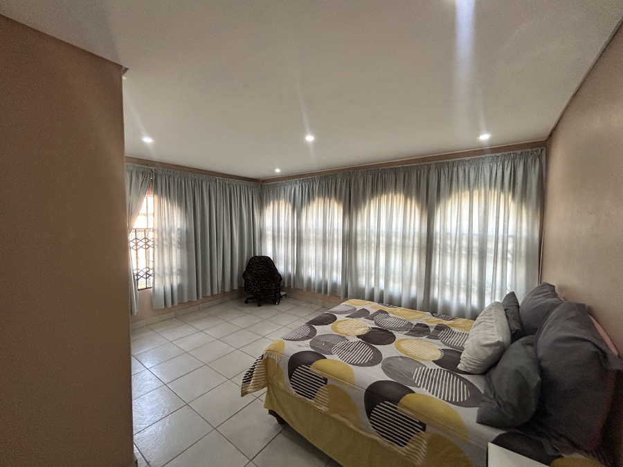 4 Bedroom Property for Sale in Soshanguve M Gauteng