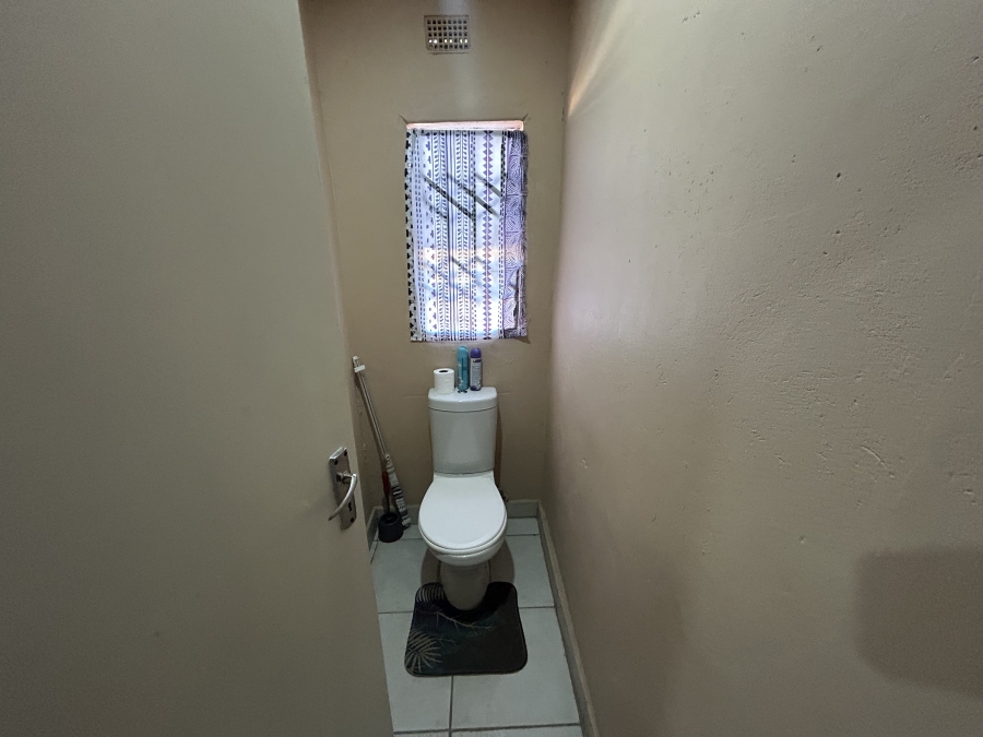 4 Bedroom Property for Sale in Soshanguve M Gauteng