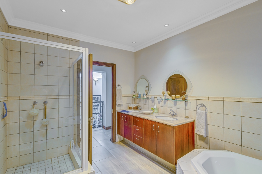 3 Bedroom Property for Sale in Kyalami Estates Gauteng