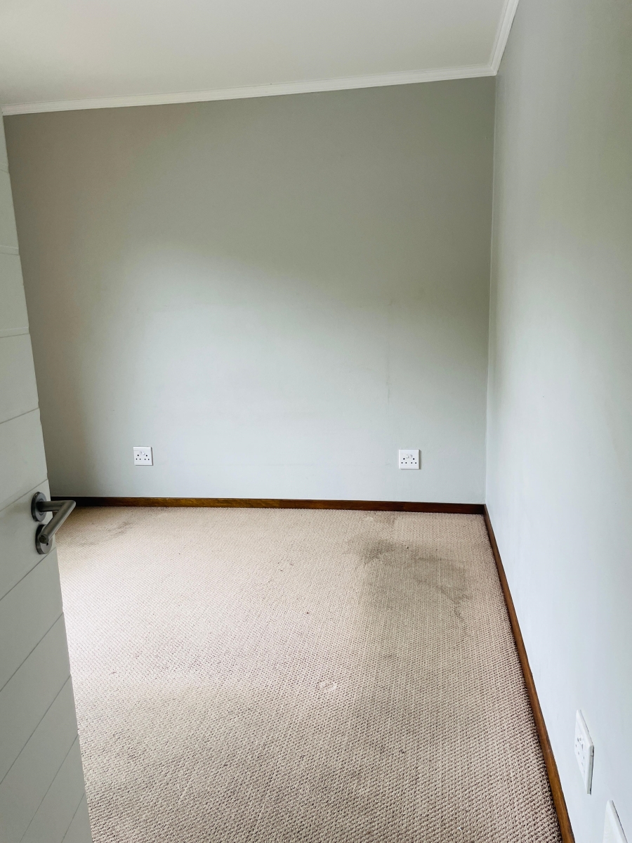 To Let 2 Bedroom Property for Rent in Jackal Creek Golf Estate Gauteng