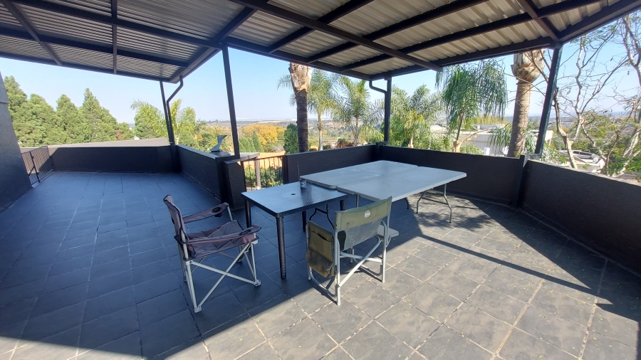 4 Bedroom Property for Sale in Waterkloof Ridge Gauteng