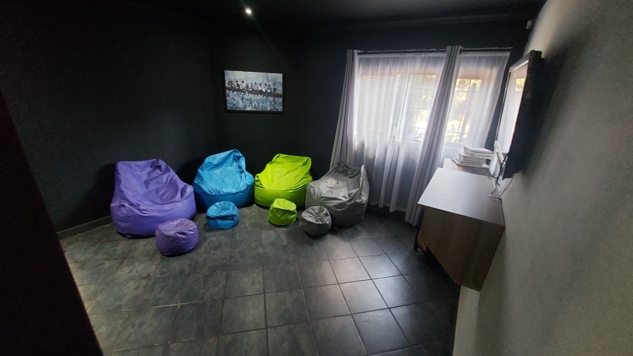 4 Bedroom Property for Sale in Waterkloof Ridge Gauteng
