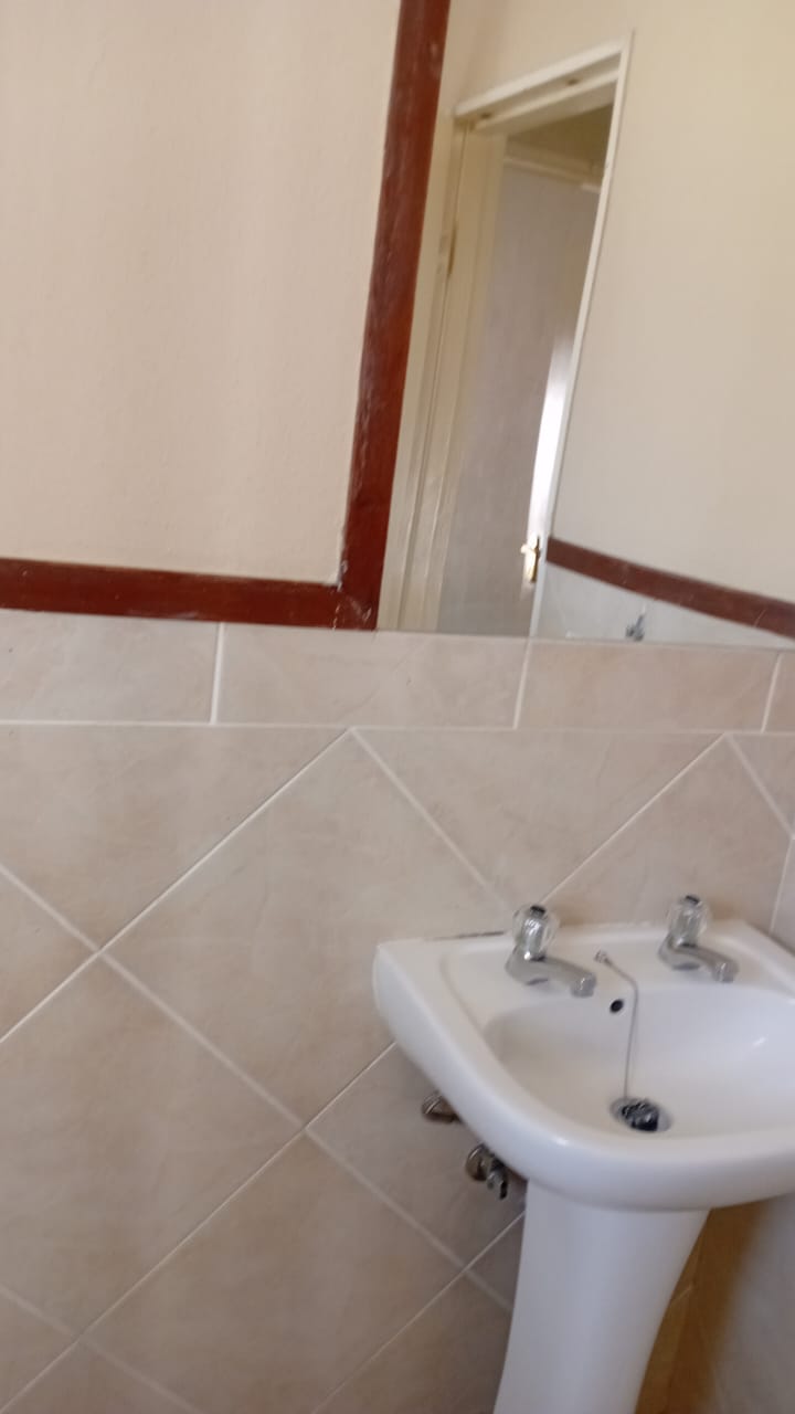 To Let 2 Bedroom Property for Rent in Sunninghill Gauteng