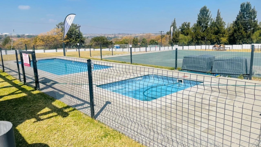 To Let 3 Bedroom Property for Rent in Glen Austin Gauteng