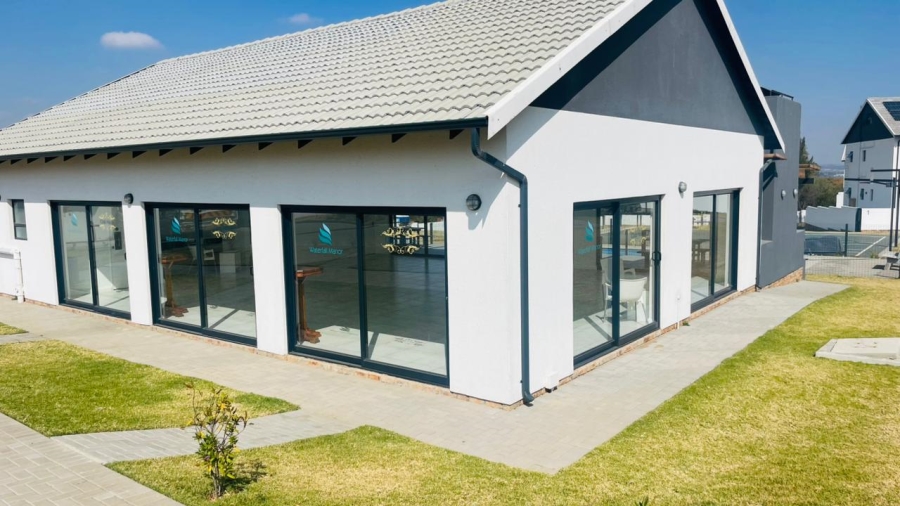 To Let 3 Bedroom Property for Rent in Glen Austin Gauteng