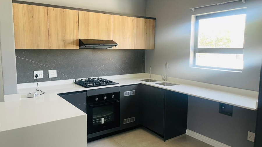 To Let 3 Bedroom Property for Rent in Glen Austin Gauteng