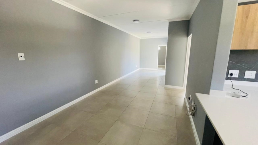 To Let 3 Bedroom Property for Rent in Glen Austin Gauteng