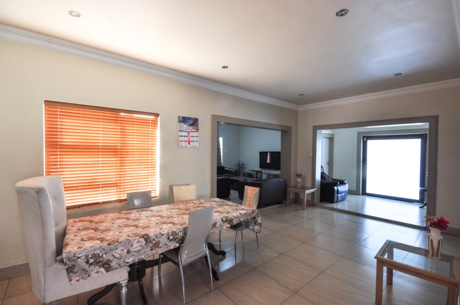 4 Bedroom Property for Sale in Equestria Gauteng