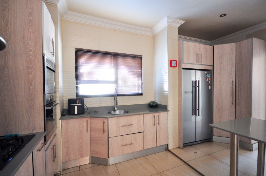 4 Bedroom Property for Sale in Equestria Gauteng