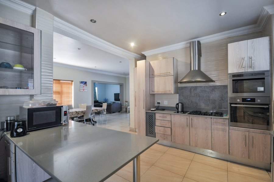 4 Bedroom Property for Sale in Equestria Gauteng