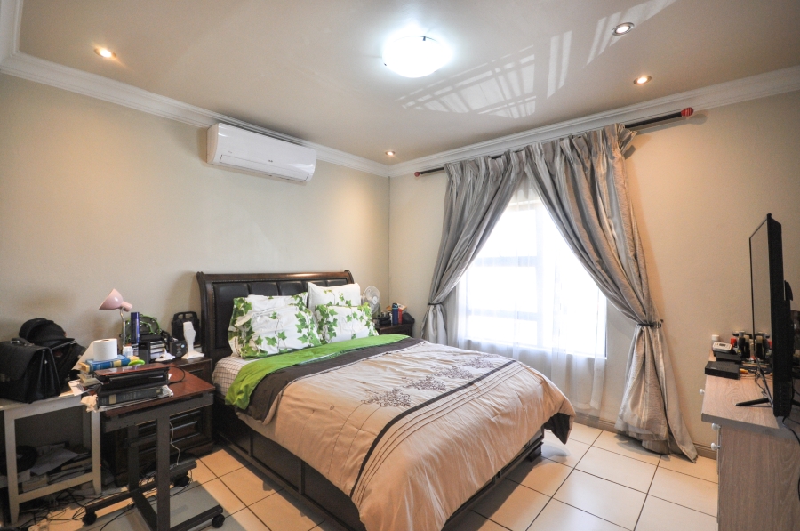 4 Bedroom Property for Sale in Equestria Gauteng
