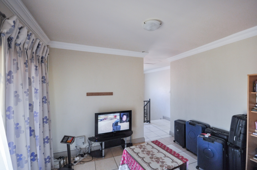 4 Bedroom Property for Sale in Equestria Gauteng