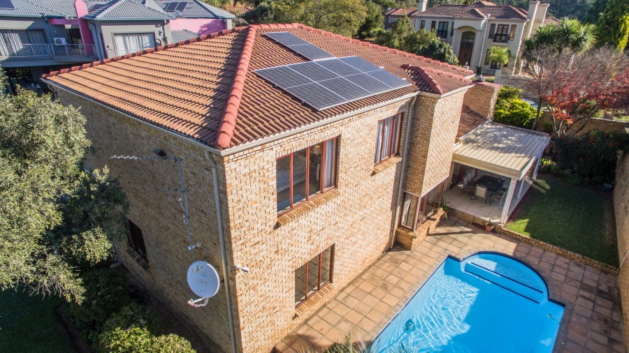 4 Bedroom Property for Sale in Tres Jolie Gauteng